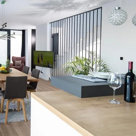 Godimento W Heated Pool Kučine