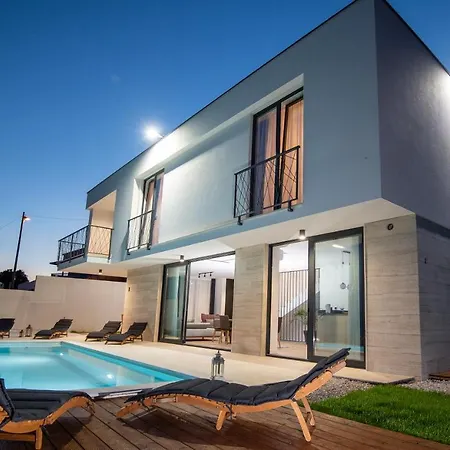 Godimento W Heated Pool *