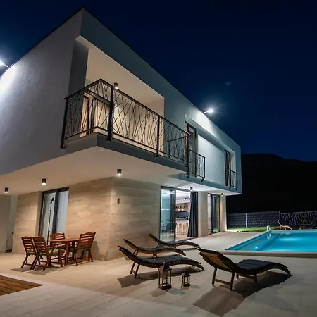 Godimento W Heated Pool Villa Kučine